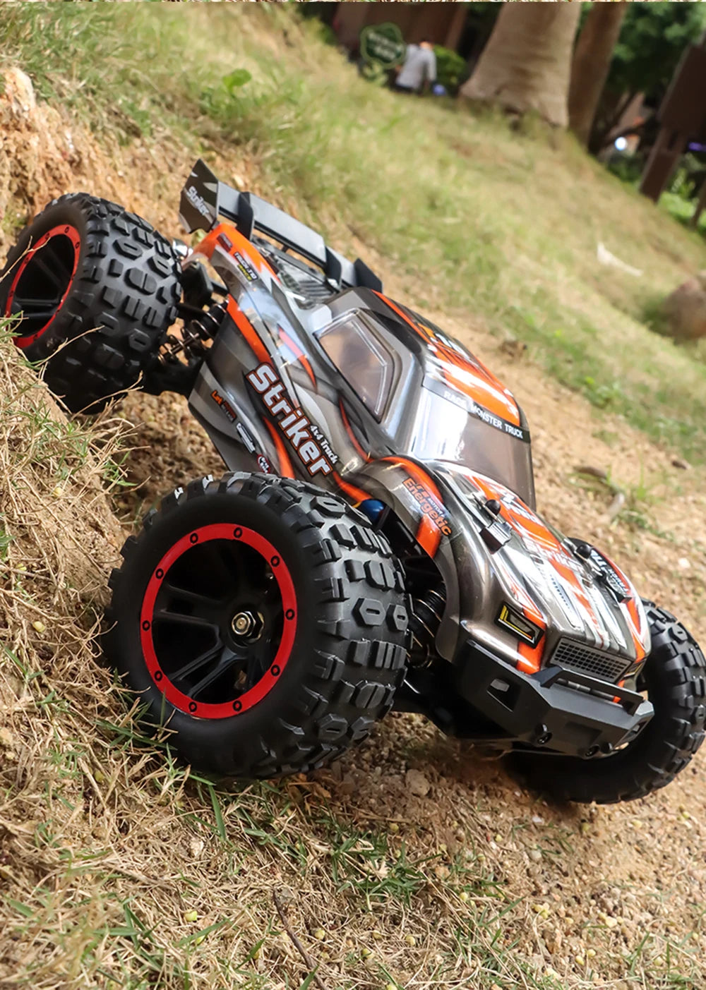 RC High-Speed Drift Monster Truck  HAIBOXING T10 2105A