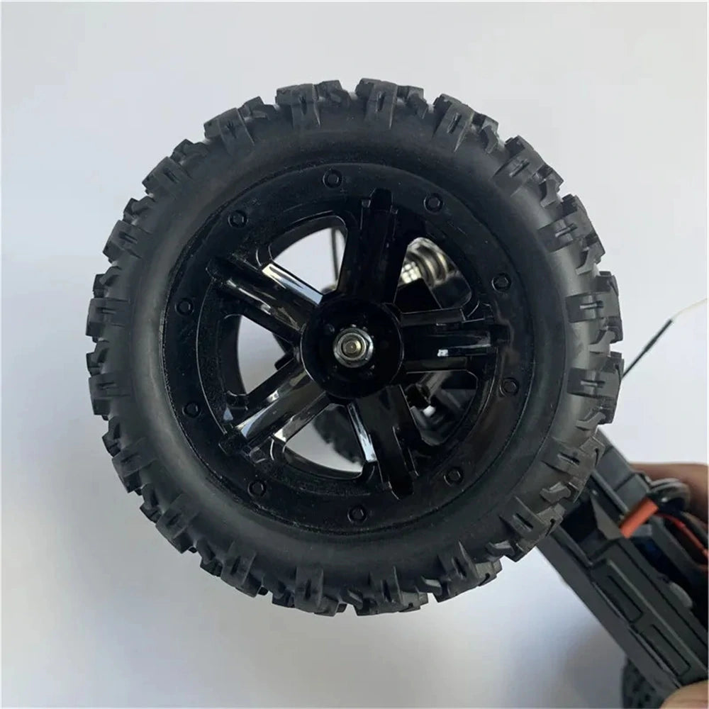 RC Off-Road Crawler Monster Truck   2.4G  LED Light